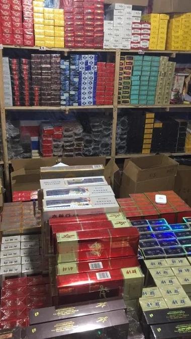 香烟批发吧，揭秘烟草行业中的神秘之地，商机无限！